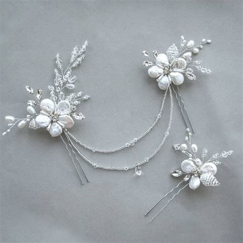 Свадебное украшение для волос состоит из 3х шпилек и съемной подвески ...