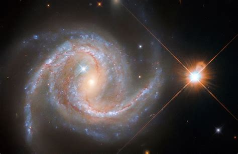 The Bright Core Of This Spiral Galaxy Reveals An Actively Feeding