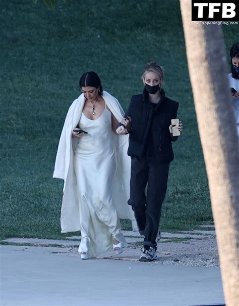 Kourtney Kardashian Kourtneykardash Nude Leaks Photo Thefappening