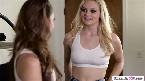 Petite Lesbienne Facesitting Gros Seins Gf Xvideos