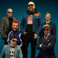 БИРТМАН – слушать онлайн песни и альбомы исполнителя бесплатно на МТС ...