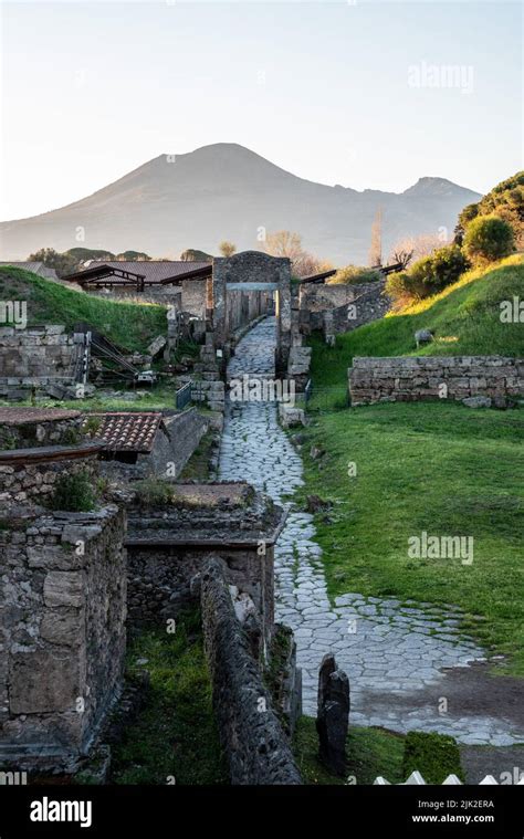 Remains Of Pompeii Fotos Und Bildmaterial In Hoher Aufl Sung Alamy