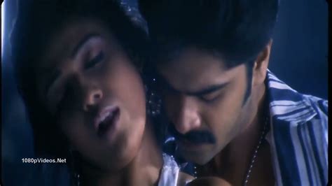 Nayanthara Hot Songs From Vallavan YouTube