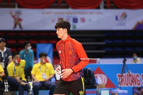 Hot Boy Qu N Tr Ng Ngh A T Ch M I M Trong Chi N Th Ng Malaysia