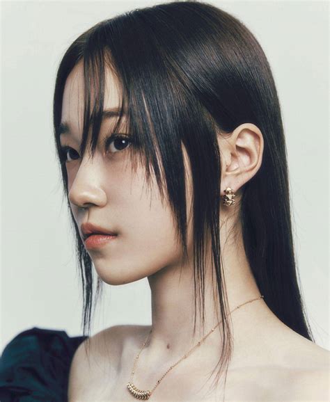 roh yoon seo    top   class elle singapore fashion