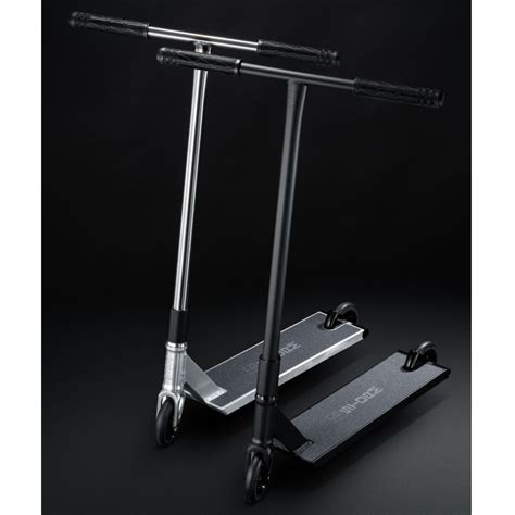 Трюковой самокат AXEL Storm M-size (Black) — купить в интернет-магазине ...