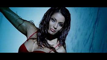 Escenas Calientes De Bipasha En Carrera XVIDEOS