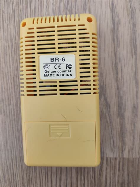Новый дозиметр счётчик Гейгера радиометр измеритель радиации: 2 500 грн ...