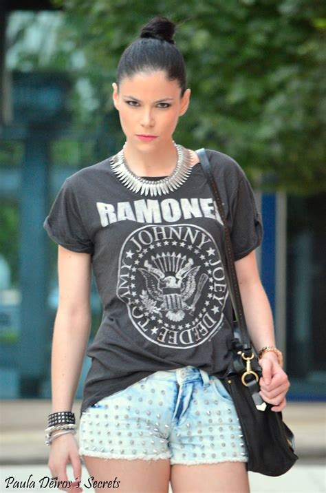PAULA DEIROS SECRETS: Ramones and Studs