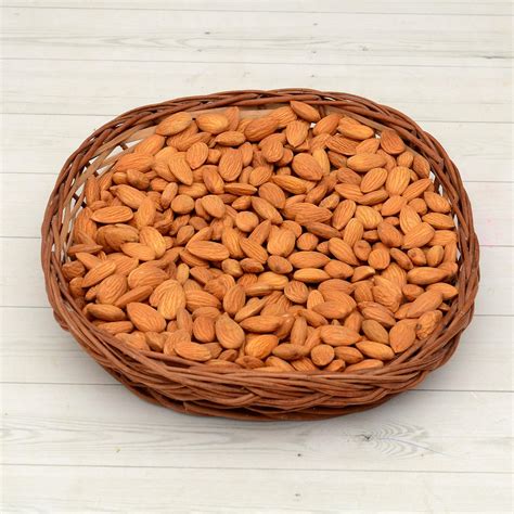 Almond 1 Kg Express Birthday Gifts For Mother