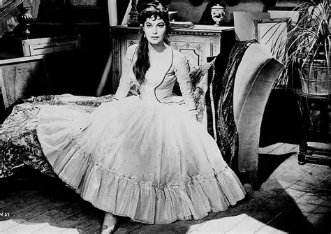 Imagini The Naked Maja 1958 Imagini Frumoasa dezgolită Imagine 2 din 15 CineMagia ro