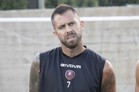 Ex Reggina Menez Arriva A Bari Contento Di Essere Qui