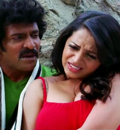 Bhavana Mallu Actress Tw Hot Cleavage Hd Caps Indiancelebblog