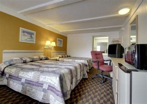 Motel 6 Fenton Prices And Reviews Mo Tripadvisor