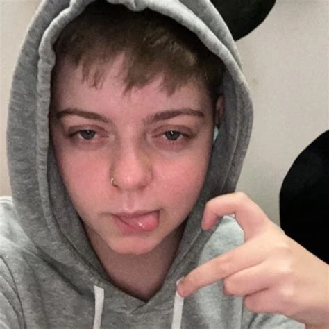 Trans Boy Alexander Rides His Dildo Shemale Amateur Porn Feat Alexander2042 XHamster