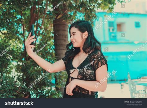 13 Day bikini outdoor sunny fair skin 图片库存照片3D 物体和矢量图 Shutterstock