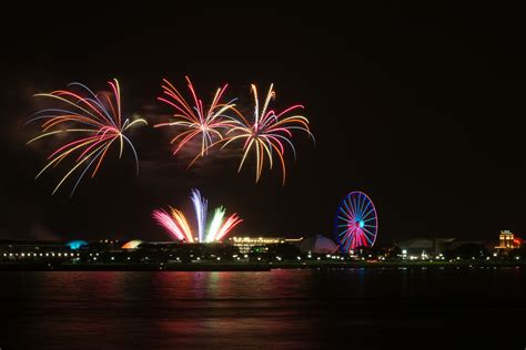 Fireworks at Navy Pier - The World-Famous Billy Goat Tavern