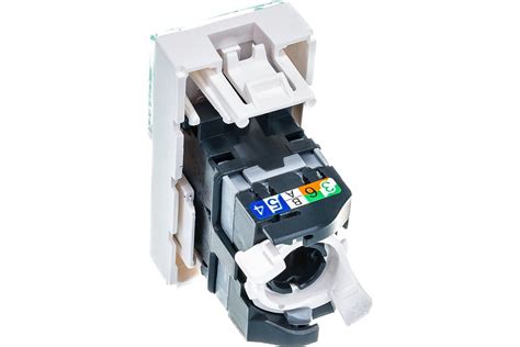 Розетка Legrand MOSAIC RJ45 UTP кат5е 1 модуль белая 76551 - выгодная ...