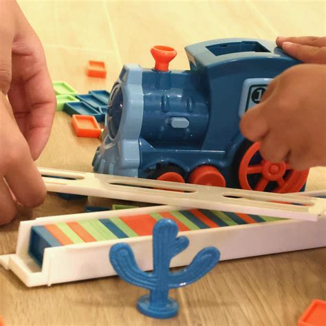 Theorbi Domino Train