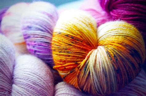 Find The Best Yarn For Sentro Knitting Machine Projects