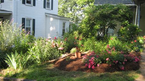 Hilltop Gothic Front Yard Re Do