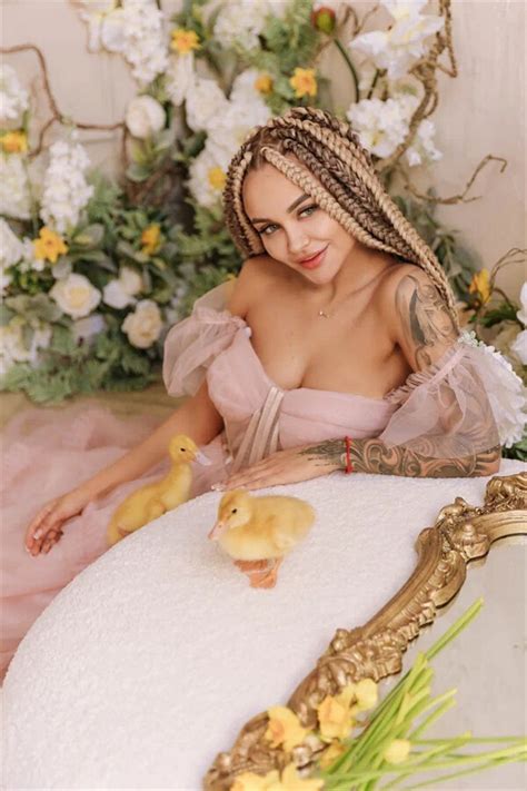 Gorgeous Yana 29 Y O From Kiev With Blonde Hair ID 624220 LadaDate