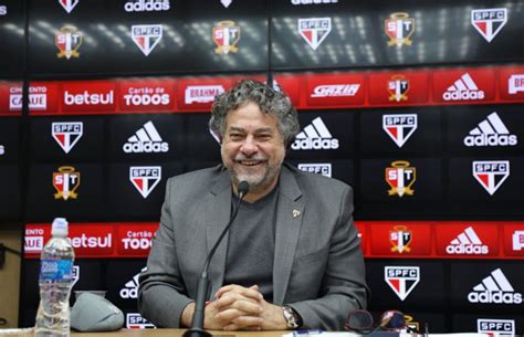 Sport Presidente do São Paulo presta apoio após Lisca sair