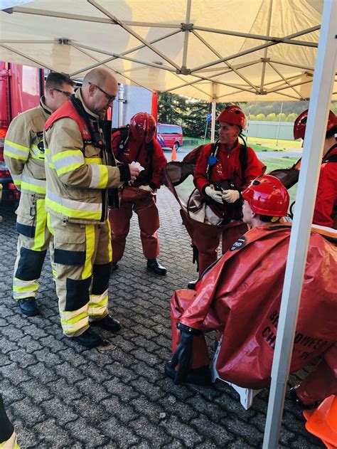 Inzet AGS Gaspakkenteam Brandweer Foto Oefeningen