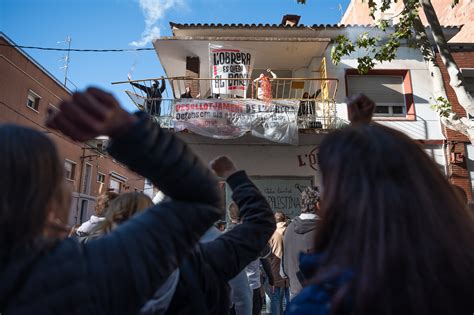 Aturat el desallotjament de L Obrera Ràdio Sabadell