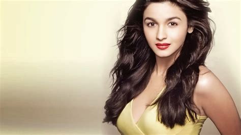 Hottest Actress Collection Most Beautiful Alia Bhatt In Very Hot Dress Stealing The Hearts