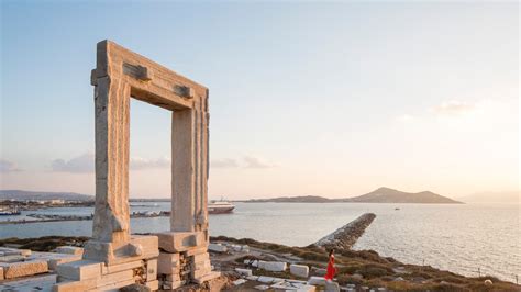 Which of the Greek Cyclades Islands is best for you? | CN Traveller