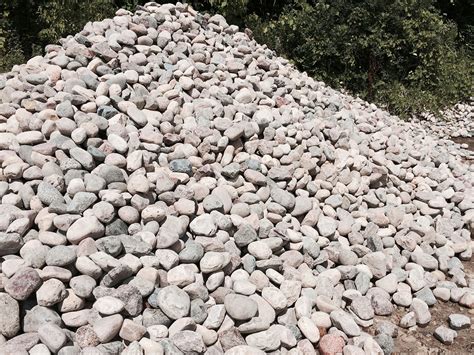 Бутовый камень и щебень в чем отличие 97 фото