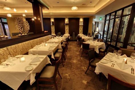 Ruth S Chris Steak House Virtual Restaurant Concierge