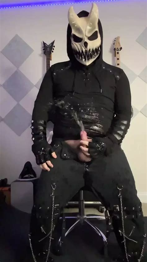 Demon Having Some Piss Fun In His New Living Space American Gay Amateur Porn Xhamster