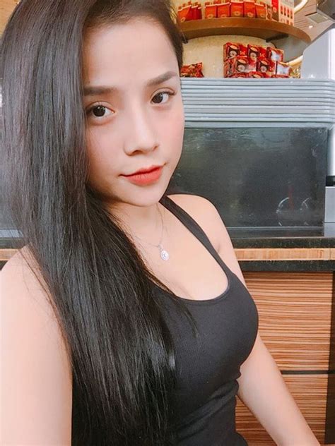 Sau khi chia tay nàng hot girl từng một thời được Đặng Văn Lâm say đắm bây giờ ra sao