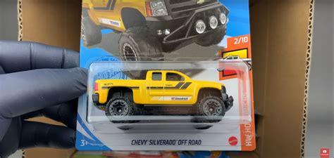 Inside The First 2022 Hot Wheels Case New Cars Revealed Autoevolution