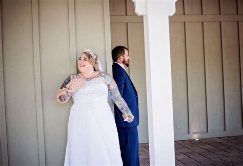 Couple marries in magical Disney-themed wedding complete with a Walt Disney officiant - Good ...