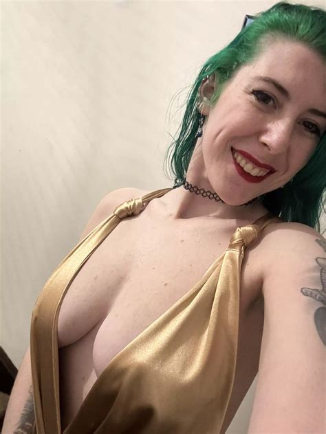 Pretty In A Dress Nudes Braless NUDE PICS ORG