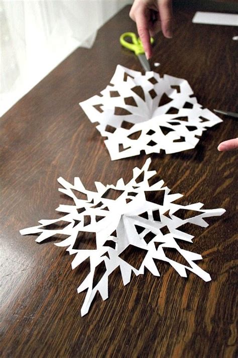 How to Make Those Amazing Paper Snowflakes! | The Creek Line House