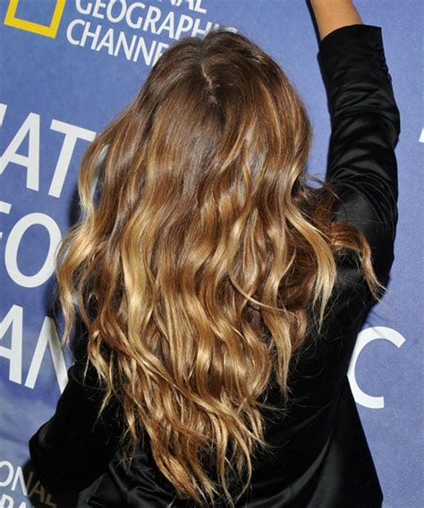 Gisele Bundchens Best Hairstyles And Haircuts