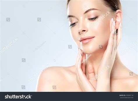 678161 Beautiful Skin Facial Treatment Images Stock Photos And Vectors