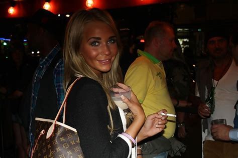 Smoking Fetish Chicks Porn Pictures Xxx Photos Sex Images Pictoa