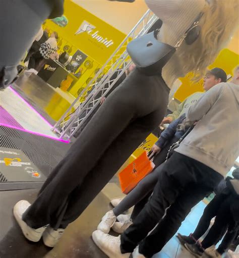 Unbelievable Slim Tight Body Ass Forum