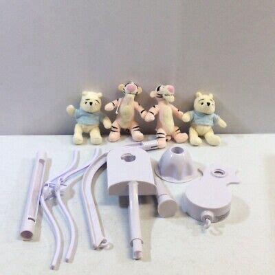 Lambs Ivy Disney Baby Winnie The Pooh Hugs Musical Soother Baby Crib