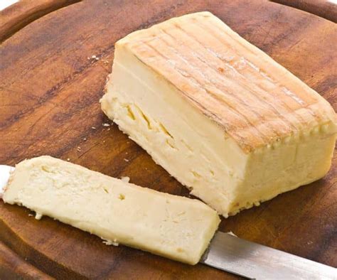 7 Great Taleggio Cheese Substitutes Chef S Pencil