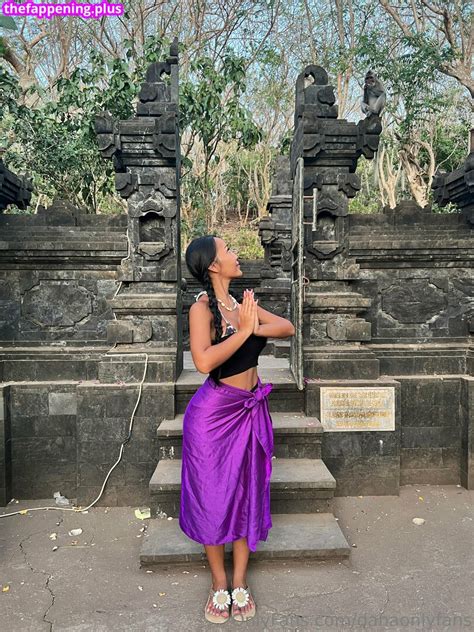 Saya Roze Saya Roze Sayaroze Nude OnlyFans Photo The Fappening Plus