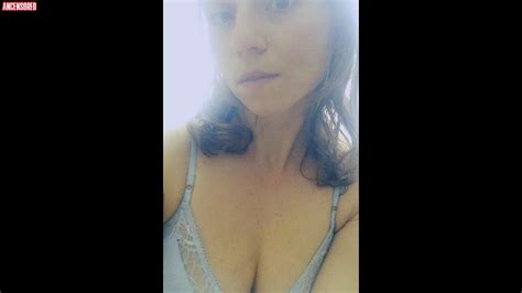 Naked Kelsey Gillis In In Corpore