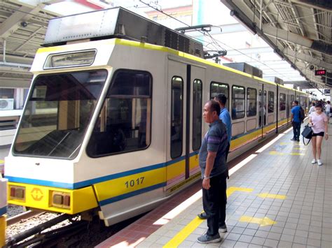manila lrt manilas light rail transit system  lrt opera flickr