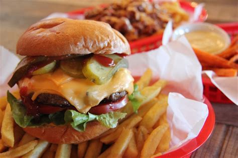 meating room weston creek modern australian restaurant menu phone