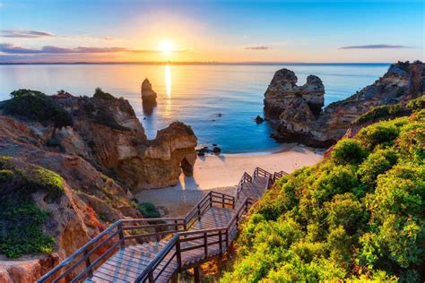 Las Mejores Playas Del Algarve Entre Acantilados Y Atardeceres